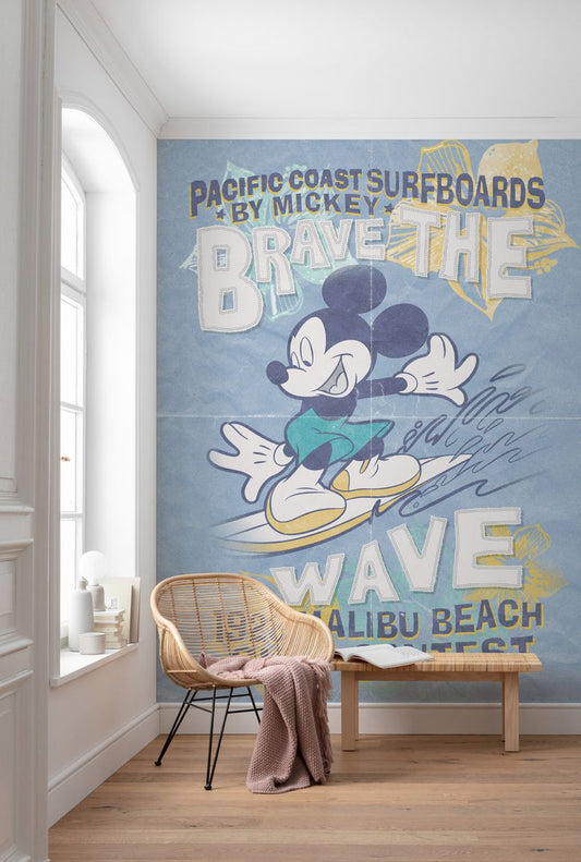 Vlies Fototapete - Mickey Brave the Wave - Größe 200 x 280 cm